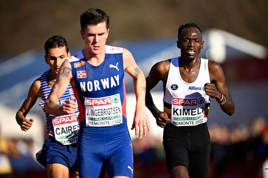 Vpredu víťaz Jakob Ingebrigtsen, v pozadí vľavo Emile Cairess, vpravo Isaac Kimeli.