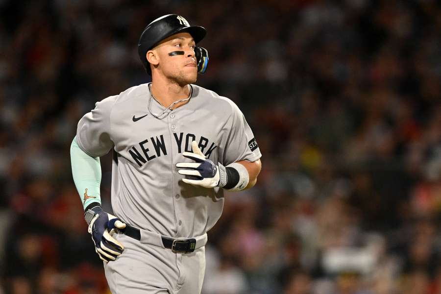 New York Yankees' Aaron Judge surpasses Joe DiMaggio on the all-time home runs list (2025)