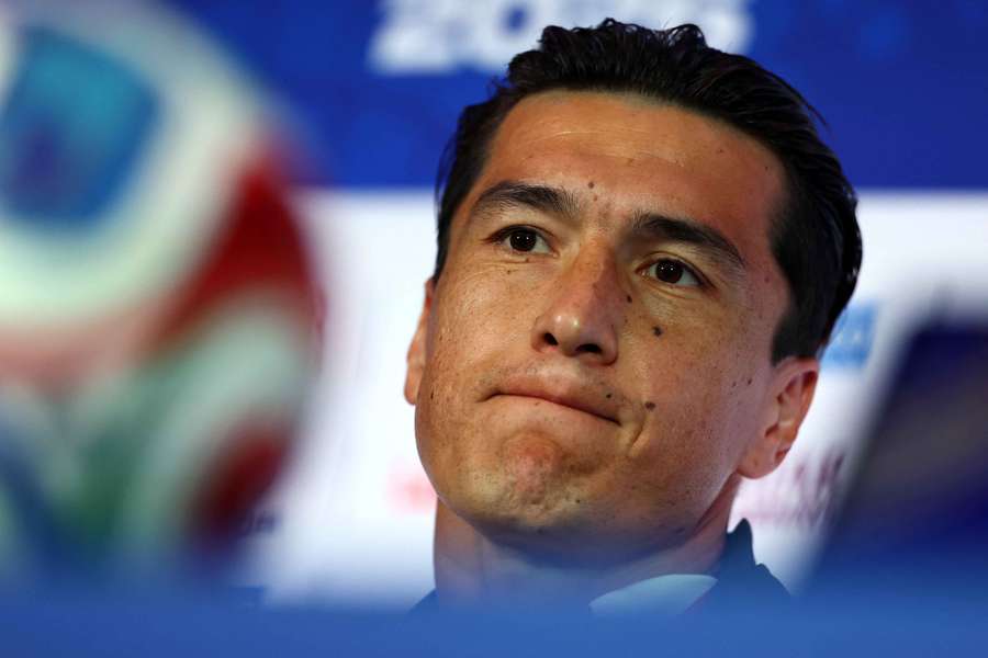 Shomurodov garante que a equipa pensa no apuramento Shomurodov garante que a equipa pensa no apuramento
