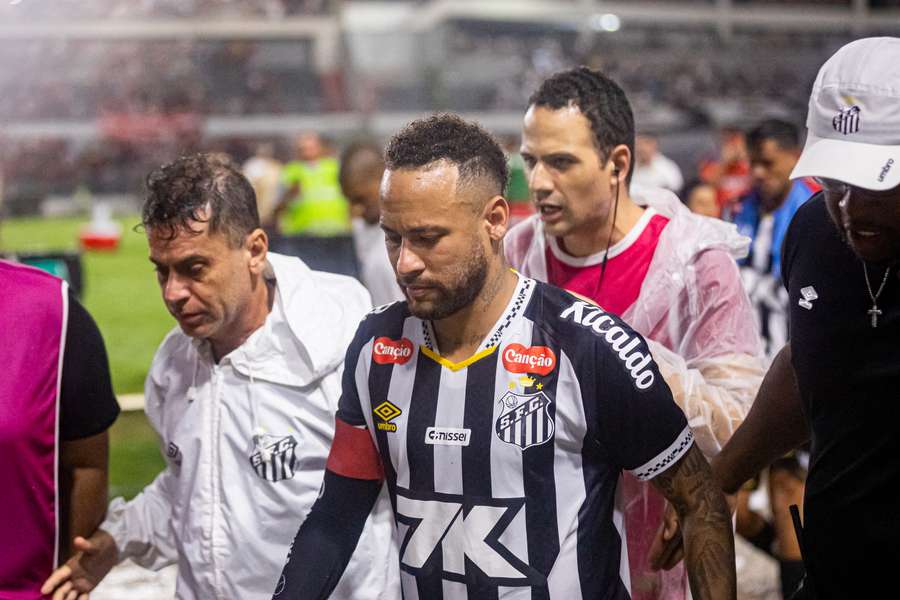 Neymar wrócił do gry, ale Santos odpadł z Pucharu Brazylii