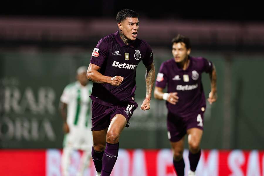 Nehuén Pérez está avaliado em 12,1 milhões de euros pelo Flashscore Nehuén Pérez está avaliado em 12,1 milhões de euros pelo Flashscore