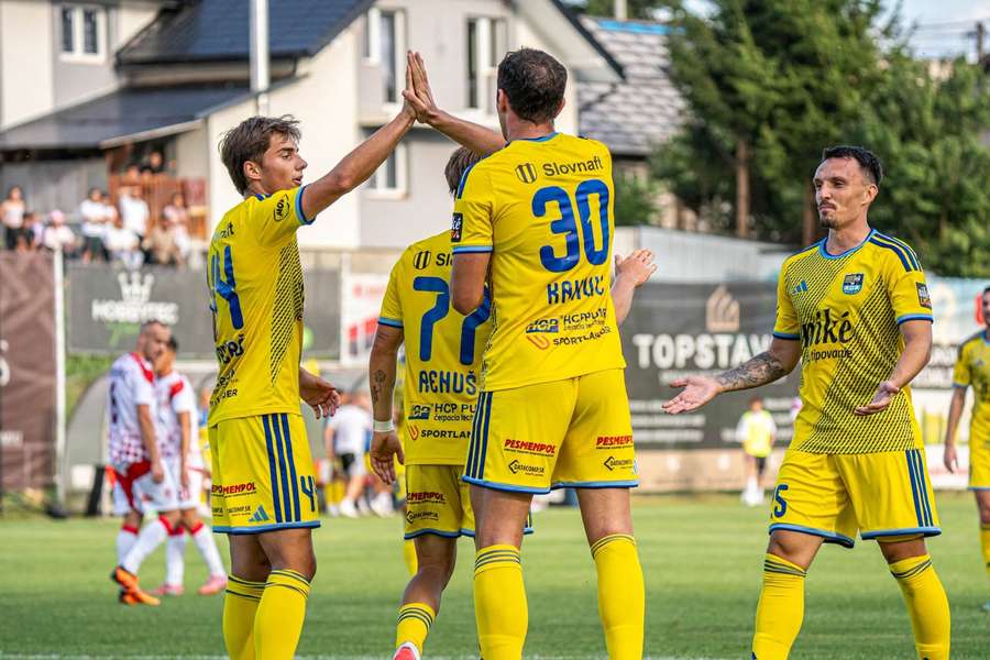 Košice bez väčších komplikácií vyradili Raslavice. Košice bez väčších komplikácií vyradili Raslavice.