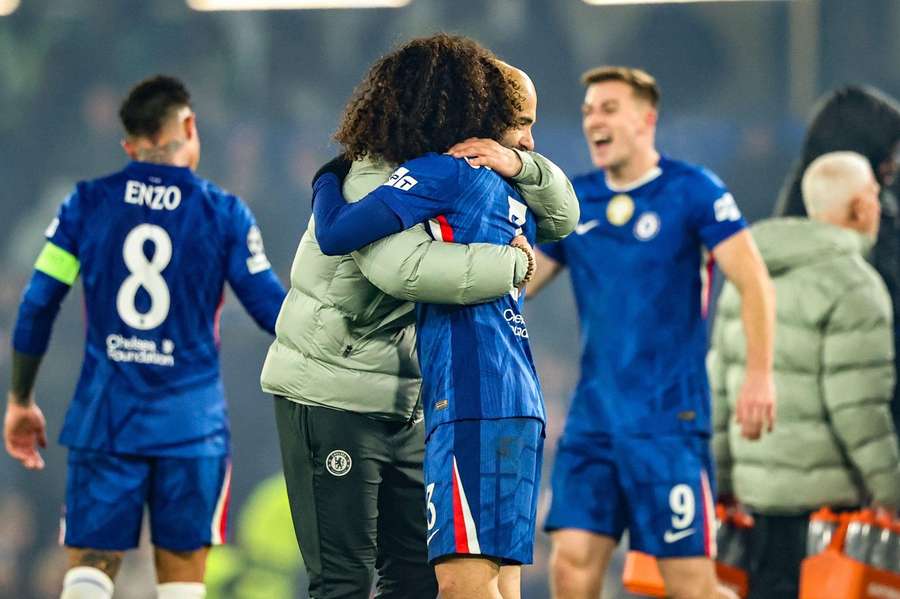 Marc Cucurella, alături de Enzo Maresca