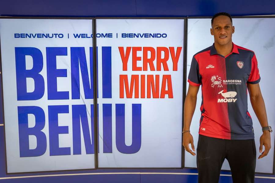 Yerri Mina apresentado oficialmente no Cagliari