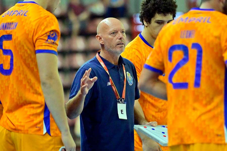Avanca - FC Porto adiado devido às condições do piso