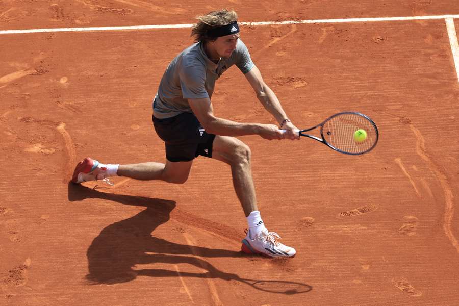 Alexander Zverev s-a calificat în turul 2 la Monte Carlo