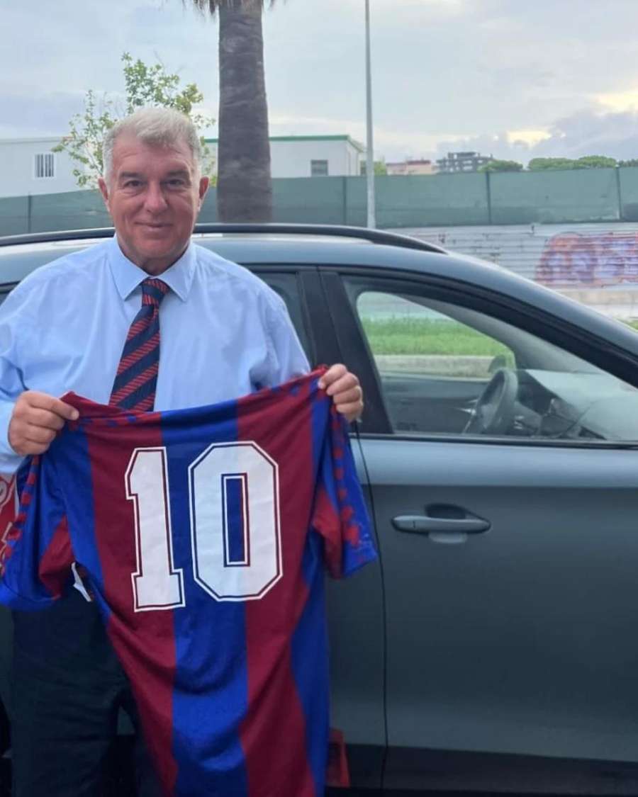 Laporta con la maglia