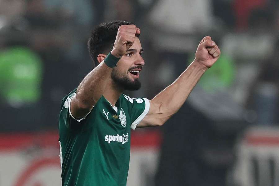 Flaco López vem em boa sequência, com quatro gols nos cinco últimos jogos