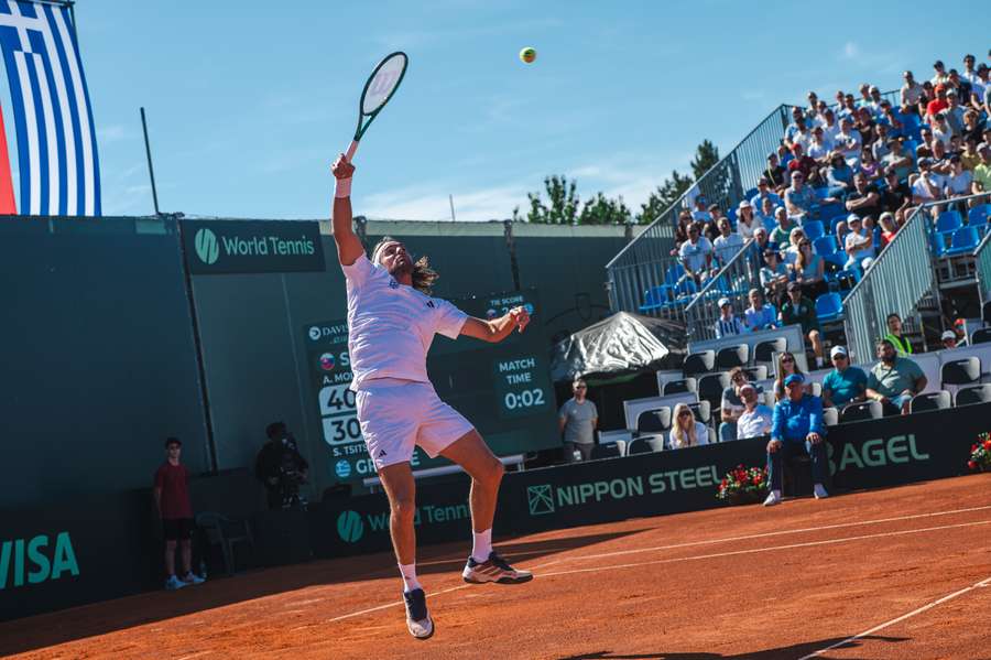 Napriek prehre odišiel Tsitsipas zo Slovenska so vztýčenou hlavou. Napriek prehre odišiel Tsitsipas zo Slovenska so vztýčenou hlavou.