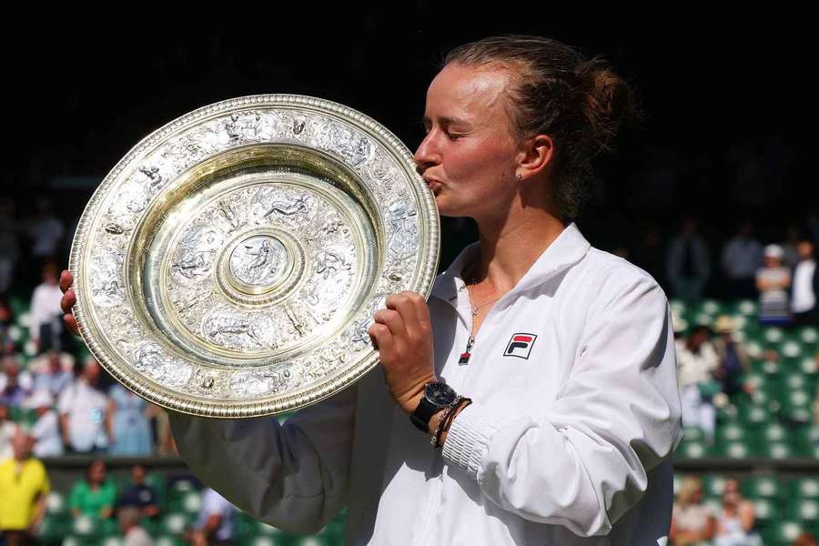 Barbora Krejčíková, wimbledonská šampionka pro rok 2024.