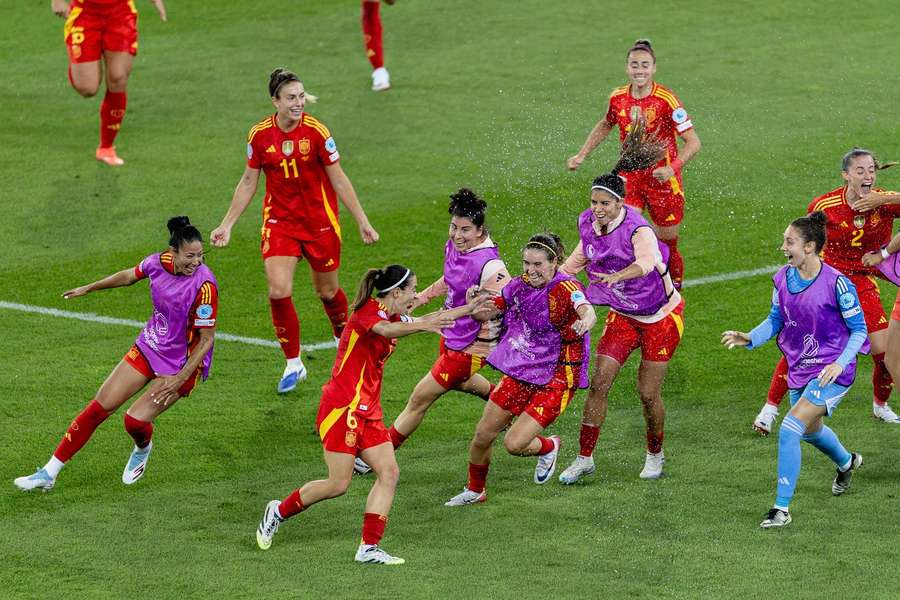 Spanien jubelt sich ins EM-Finale