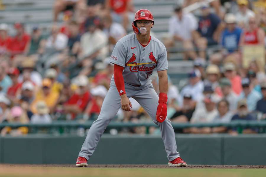 Cardinals top prospect JJ Whetherholt takes a lead during Spring Training game