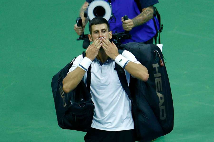 Djokovic se despide del público Djokovic se despide del público