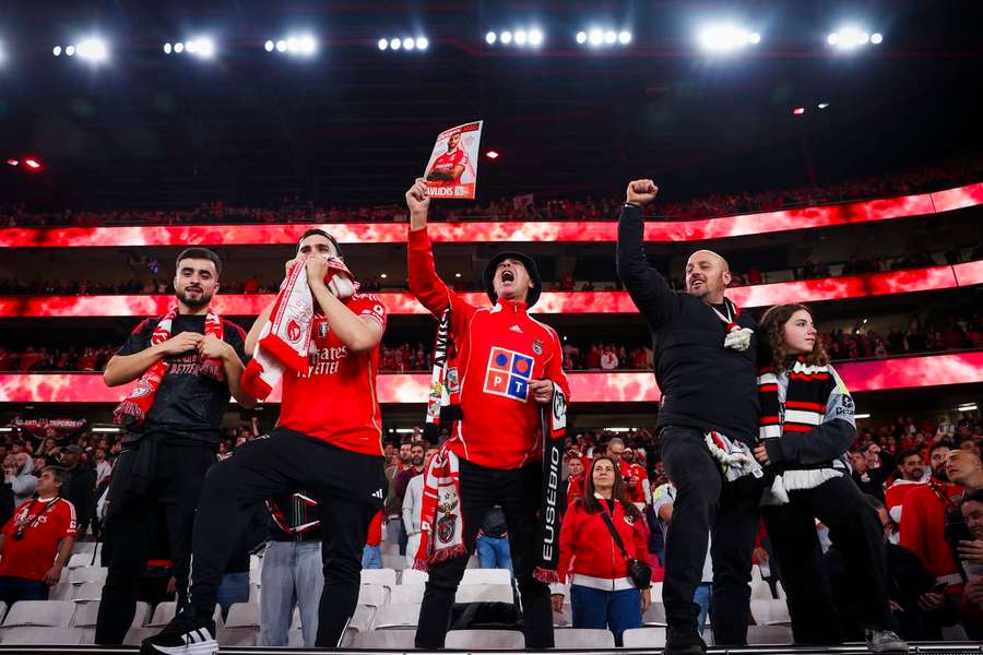 Adeptos do Benfica festejam vitória do Benfica no Clássico