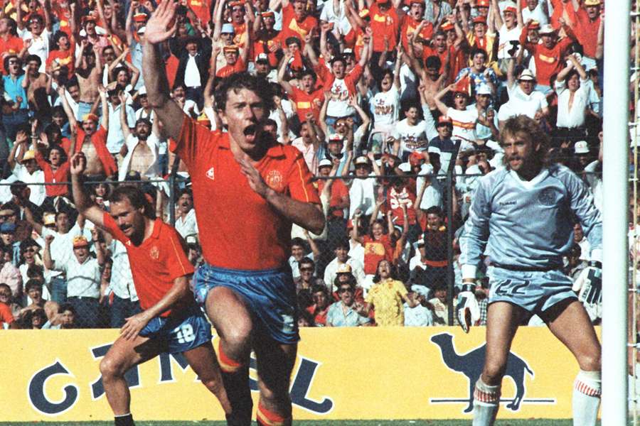 Emilio Butragueño anotó cuatro goles ante Dinamarca en los octavos de final de México 1986