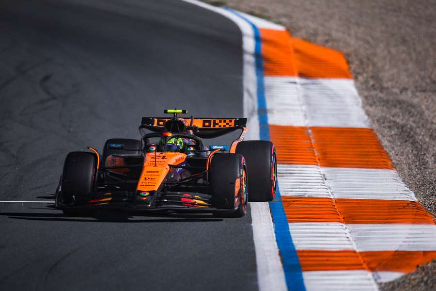McLareny najlepsze w kwalifikacjach na torze Zandvoort. Piastri szybszy od Norrisa
