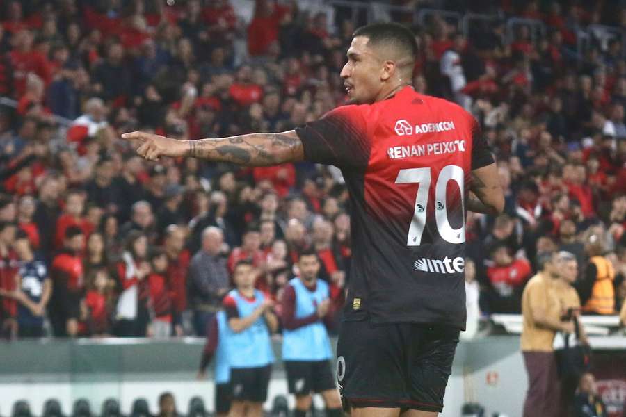 O Athletico-PR precisa de uma reação para brigar pelo G4