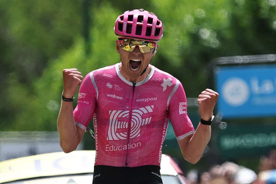 Alex Baudin celebra o seu primeiro triunfo na World-Tour