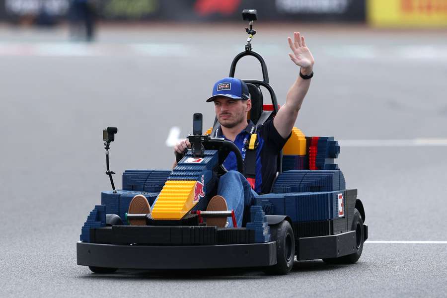 Verstappen v Silverstone akoby mával Red Bullu na rozlúčku... Verstappen v Silverstone akoby mával Red Bullu na rozlúčku...