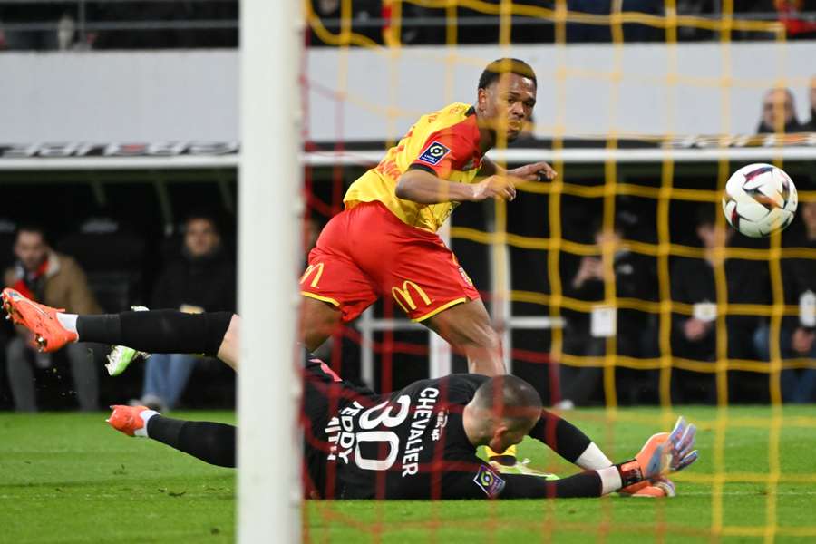 Lois Openda a reușit cel mai rapid hat-trick din ultimii 50 de ani în Ligue 1