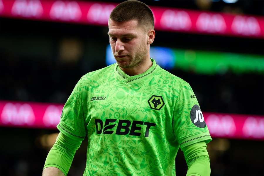 Wolves keeper Johnstone: It was embarrassing