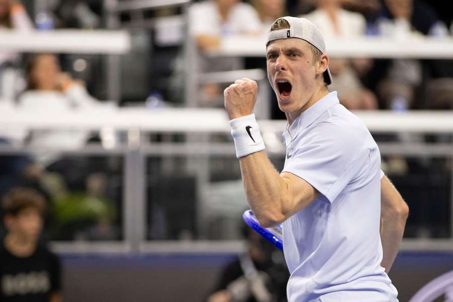 Denis Shapovalov si zahraje o první titul z turnaje ATP 500.