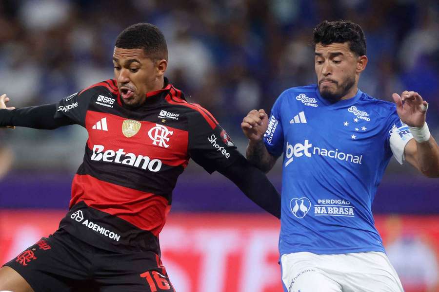 Cruzeiro e Flamengo fizerm um bom jogo no Mineirão Cruzeiro e Flamengo fizerm um bom jogo no Mineirão