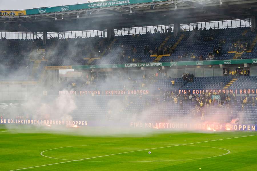 Balladen under kampen mod FCK kommer til at koste Brøndby dyrt.