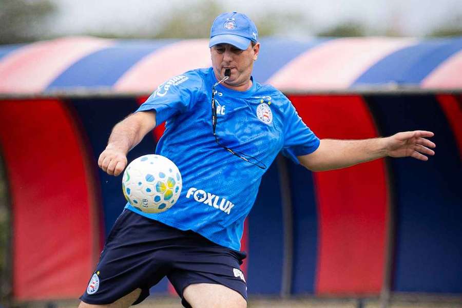 Bahia engrenou de vez nas últimas rodadas Bahia engrenou de vez nas últimas rodadas
