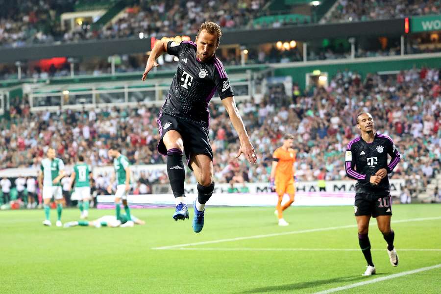 Harry Kane celebrates his first Bayern goal 