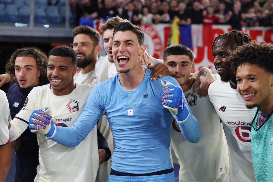 Berke Özer après la victoire à Rome jeudi soir.