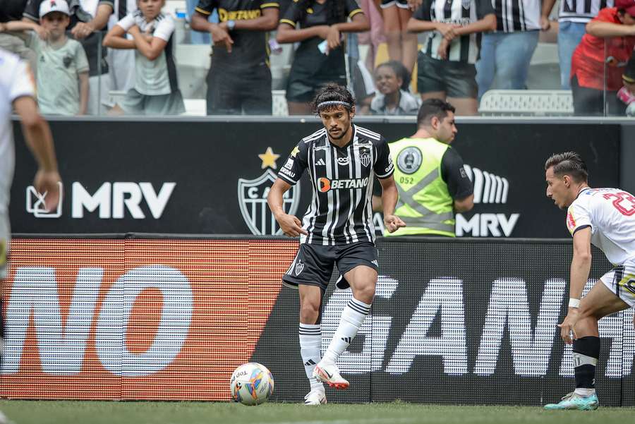 Scarpa entrou no intervalo do jogo deste domingo