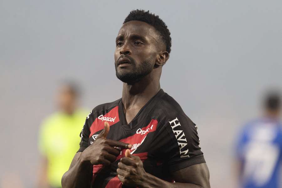 Mendoza abriu o placar com 50 segundos