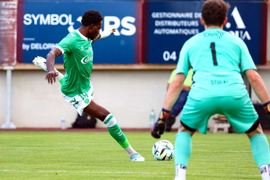 Ebenezer Annan este aproape de Rapid