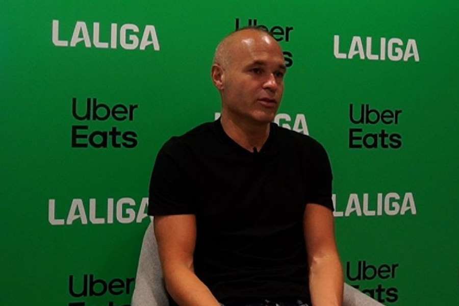 Andrés Iniesta concedeu entrevista ao canal oficial de LaLiga