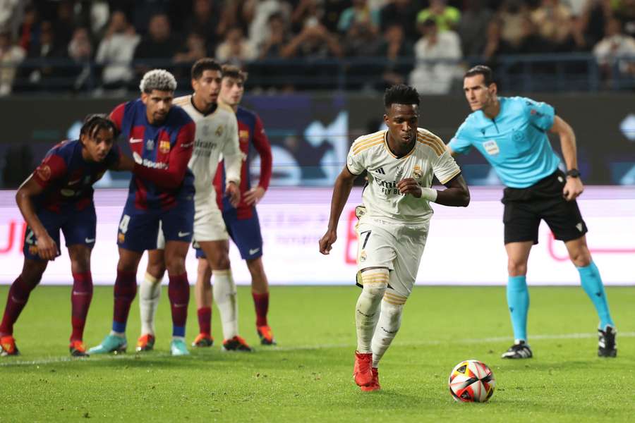 Real a învins-o pe Barcelona cu 4-1 în finala Supercupei Spaniei