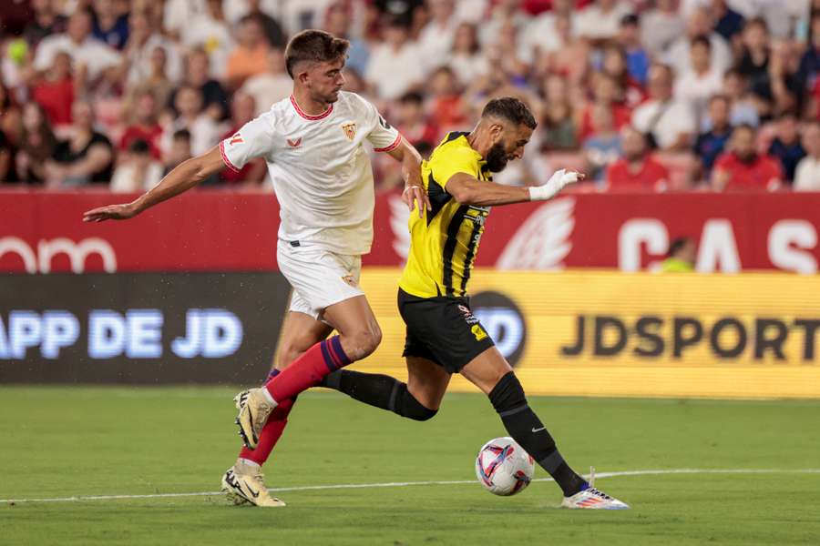 Benzema falló un penalti ante el Sevilla.