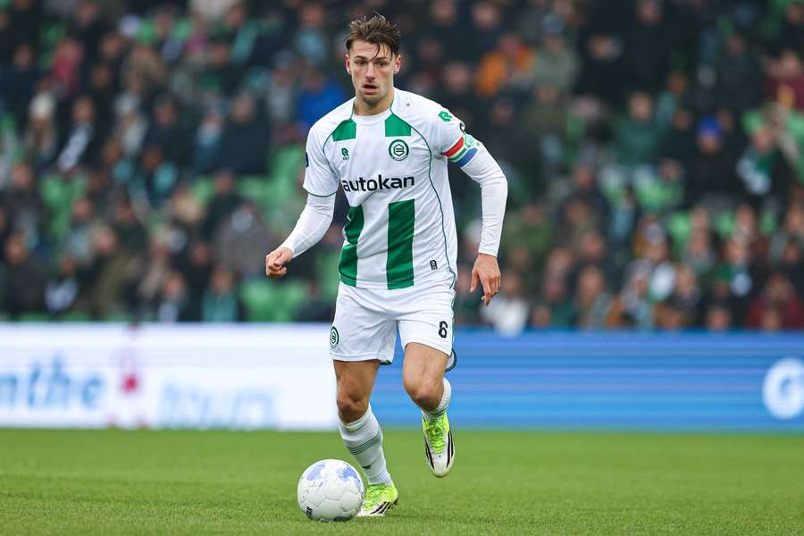 Stije Resink, médio e capitão do Groningen