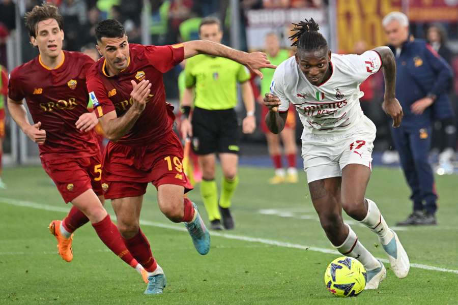 Roma i Milan podzieliły się punktami w meczu istotnym dla układu czołowej czwórki