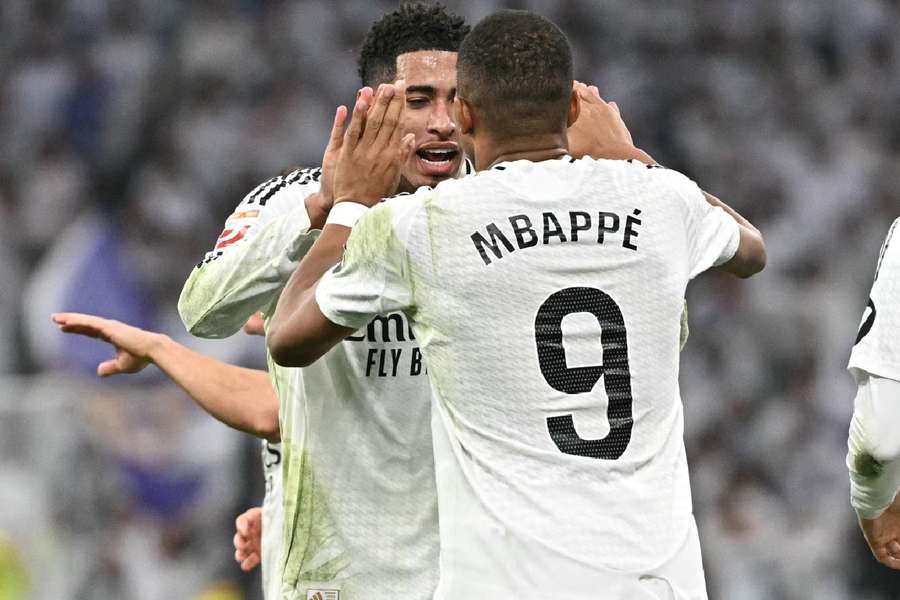 Mbappe celebrates goal 