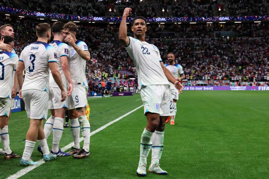 Bellingham foi decisivo na vitória inglesa