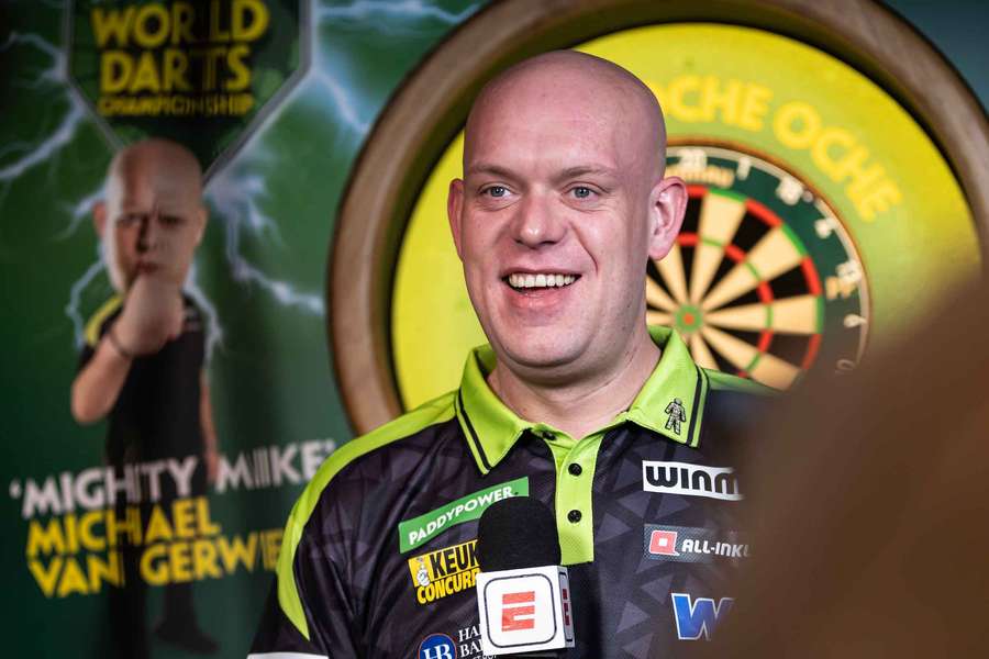 Michael van Gerwen steigt am Donnerstag in die Darts-WM ein.