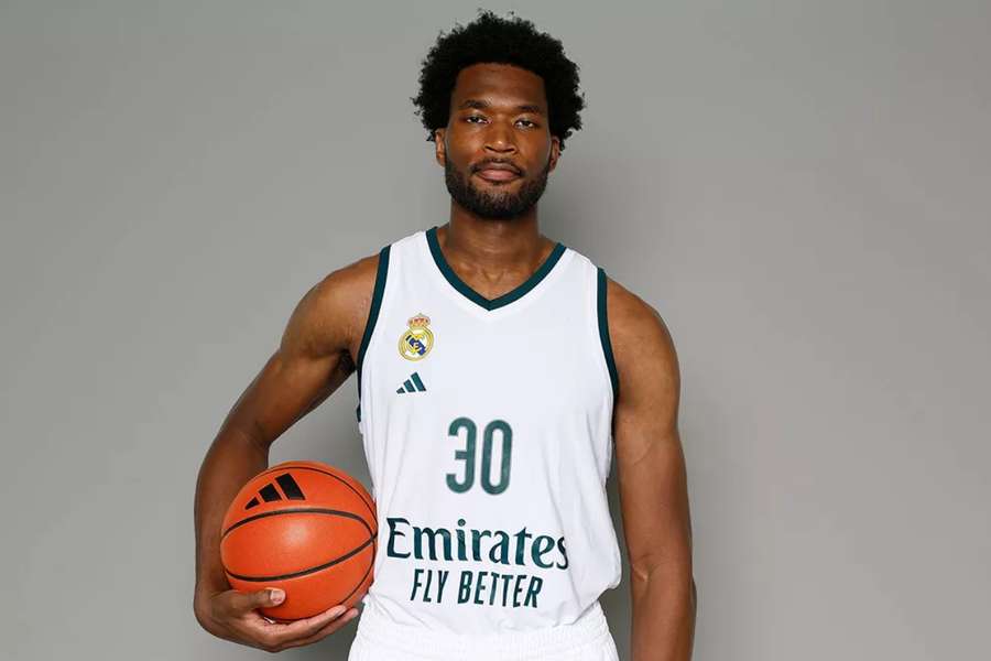 Damian Jones