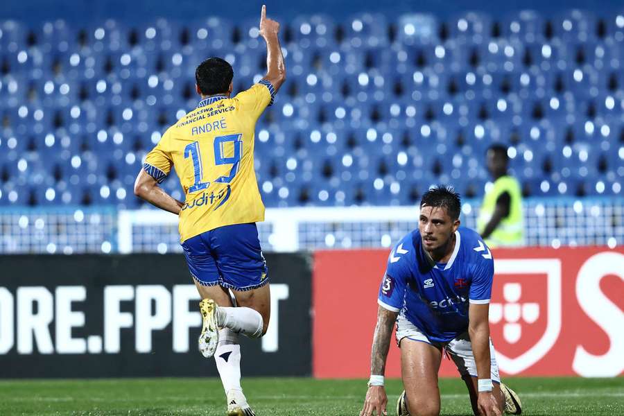 Lacximicant fez o golo decisivo Lacximicant fez o golo decisivo