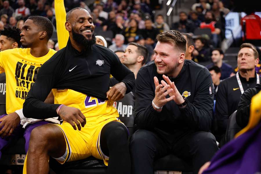 LeBron James a Luka Dončič vytvoří hvězdné duo.