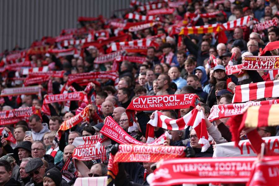 Adeptos do Liverpool anunciam protesto 