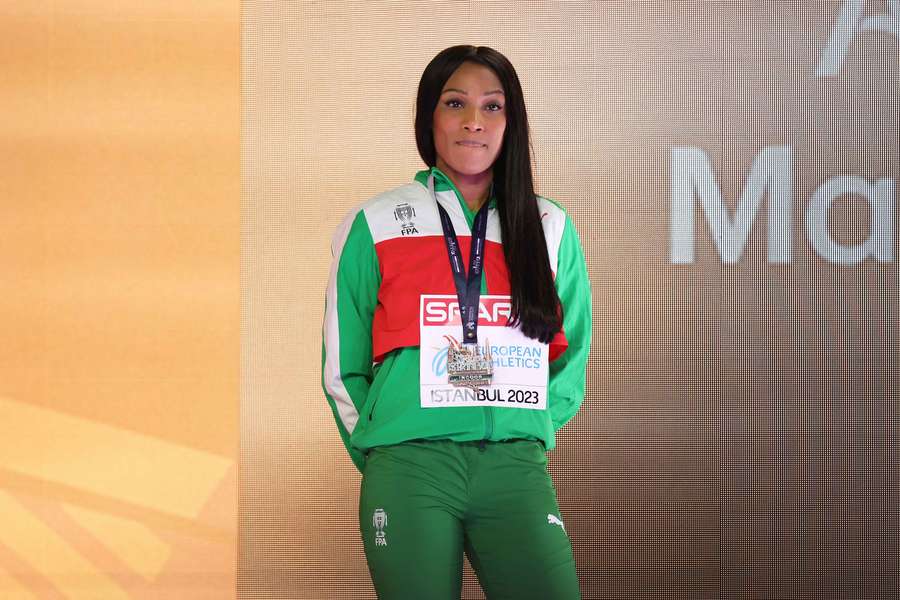 Patrícia Mamona em representação de Portugal