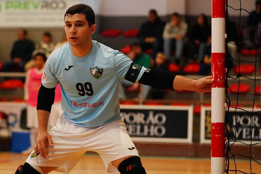 Diogo Basílio foi o herói da partida