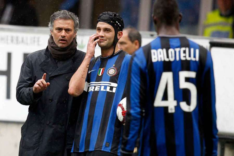 Jose Mourinho și Cristian Chivu Jose Mourinho și Cristian Chivu