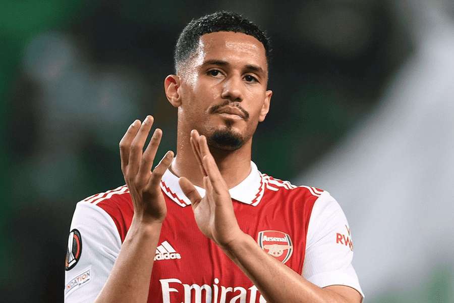 Saliba lesionou-se perante o Sporting